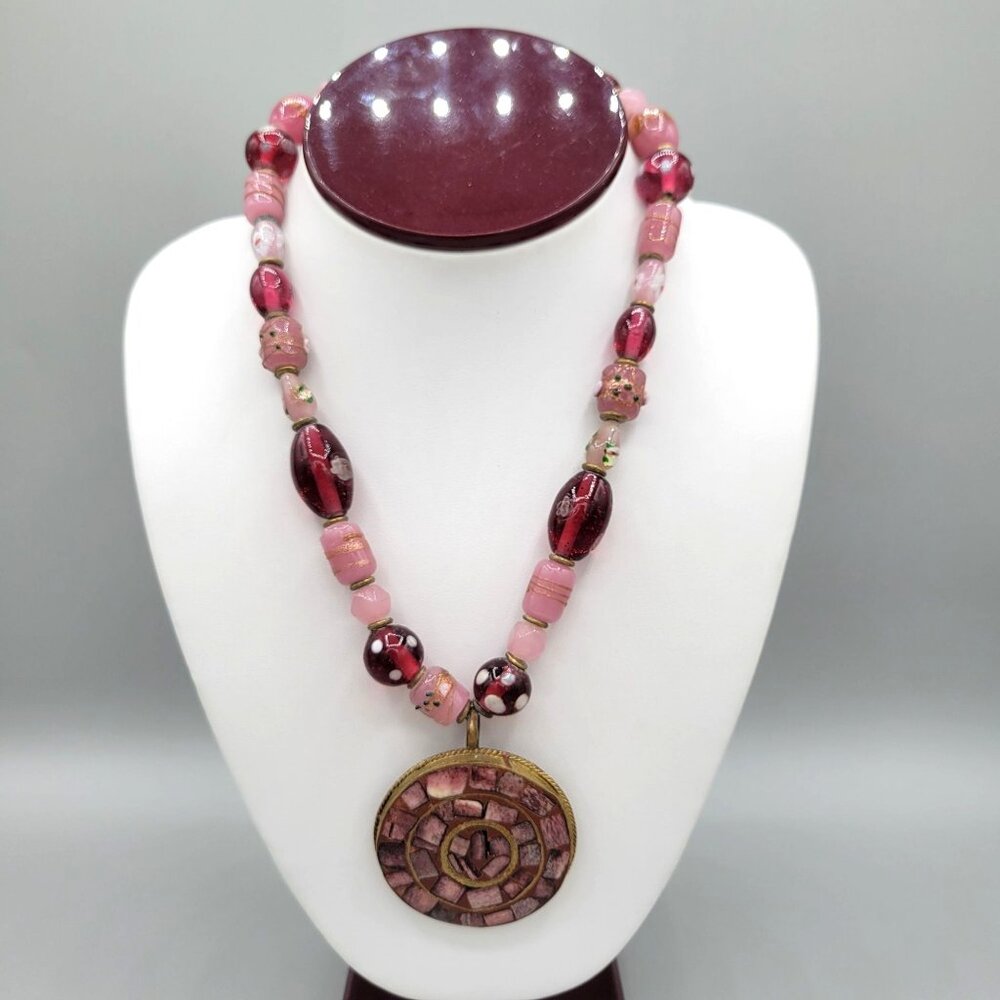 Avenue Pink Rock Medallion Statement Necklace Beaded Lobster Clasp 16"